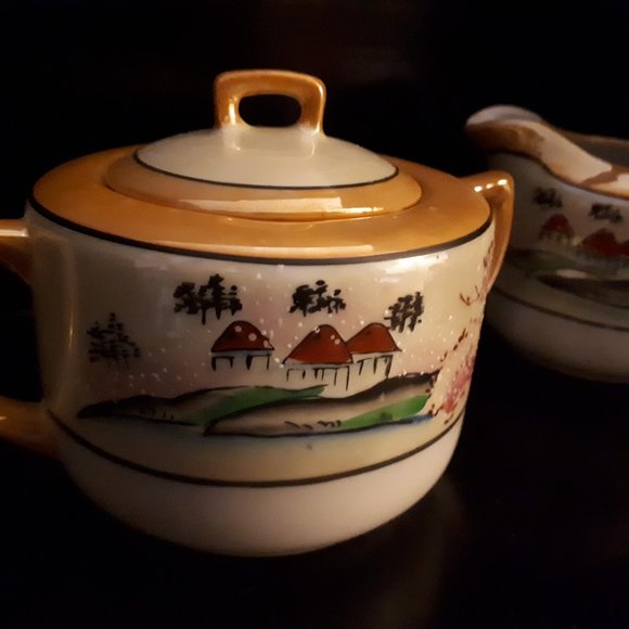 Vintage Lusterware Cream and Sugar - Picture 2 of 9